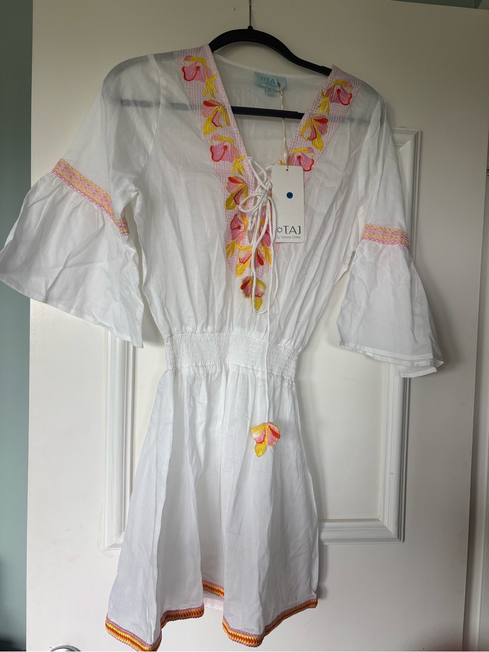 NWT Taj Sabrina Crippa White Hand Embroidered Coverup with Pink & Yellow small
